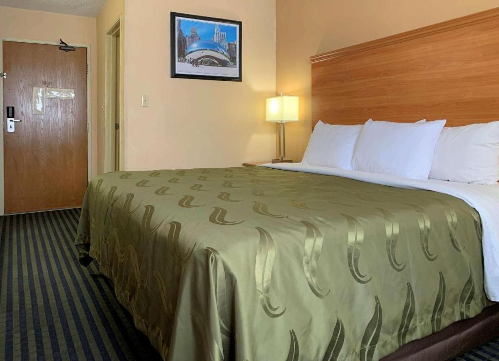 Quality Inn Ottawa Near Starved Rock State Park Bagian luar foto