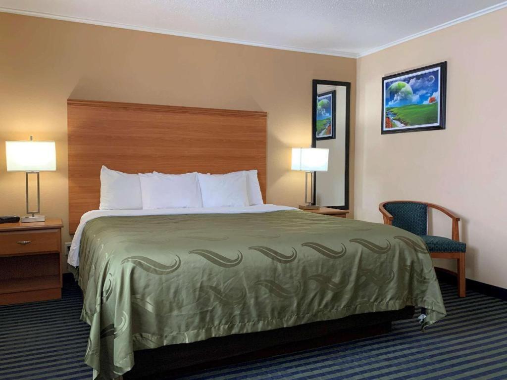 Quality Inn Ottawa Near Starved Rock State Park Bagian luar foto