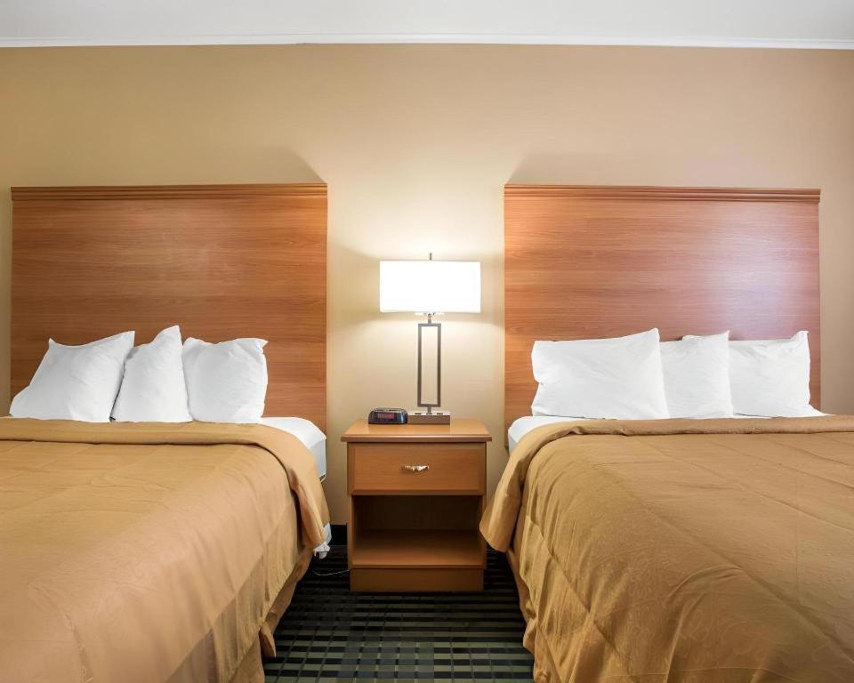 Quality Inn Ottawa Near Starved Rock State Park Bagian luar foto