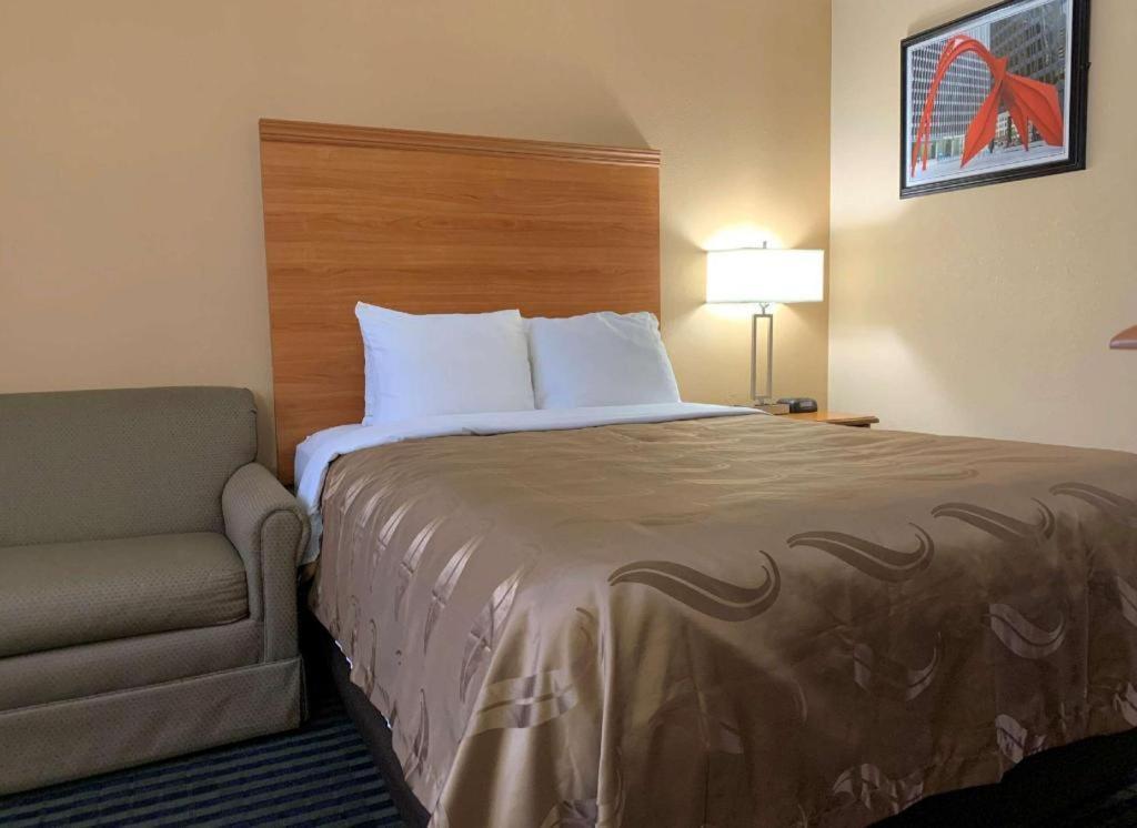 Quality Inn Ottawa Near Starved Rock State Park Bagian luar foto