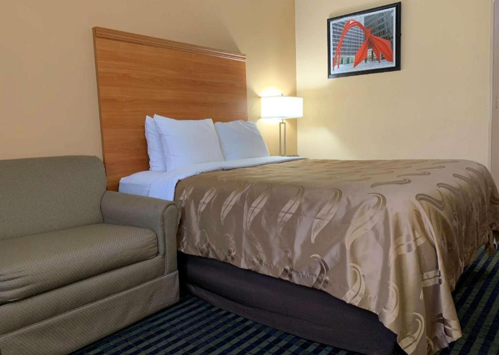 Quality Inn Ottawa Near Starved Rock State Park Bagian luar foto