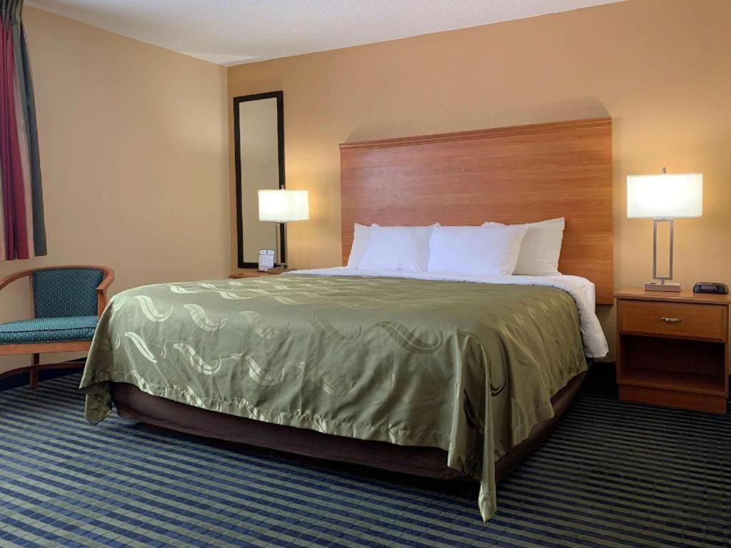 Quality Inn Ottawa Near Starved Rock State Park Bagian luar foto