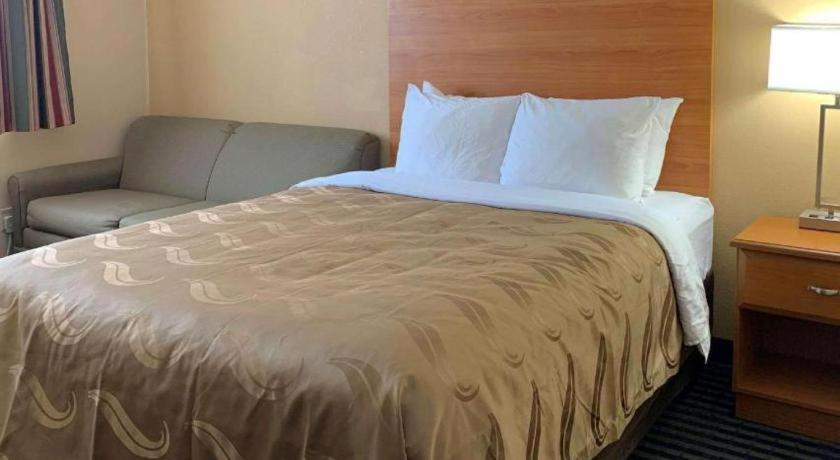 Quality Inn Ottawa Near Starved Rock State Park Bagian luar foto