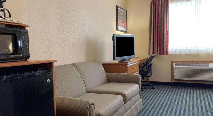 Quality Inn Ottawa Near Starved Rock State Park Bagian luar foto