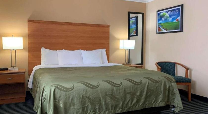 Quality Inn Ottawa Near Starved Rock State Park Bagian luar foto